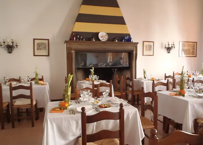 מלון Ristorante Il Cervo 2*