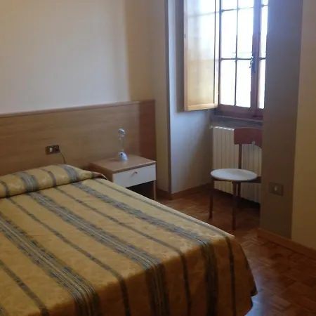 Hotel Ristorante Il Cervo 2*