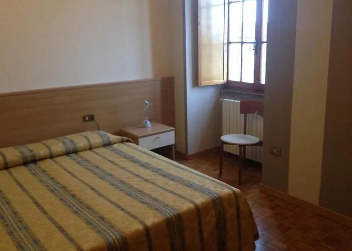 Hotel Ristorante Il Cervo 2*